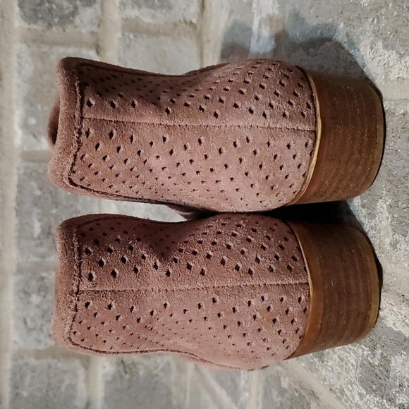 Lucky Brand ankle boot size 6.5 m ankle boots - Picture 4 of 9